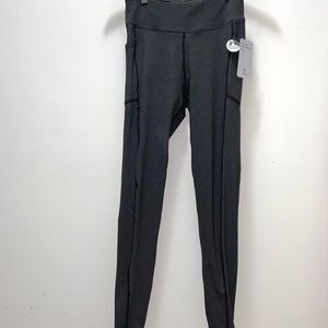 Ebb & Flow dark grey athletic leggings Nwt M